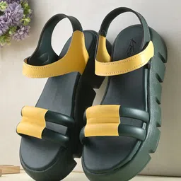 knoos Colourblocked Flatform Heels With Backstrap-53
