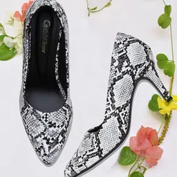 Get Glamr Printed Block Mules with Bows image 1