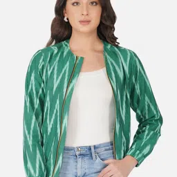 FABNEST Women Green Lightweight Tailored Jacket-image-43