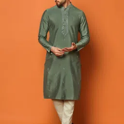 KISAH Regular Mirror Work Kurta With Trousers-picture-10