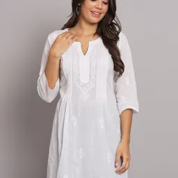 PARAMOUNT CHIKAN Embroidered Chikankari Pure Cotton Kurti-picture-17