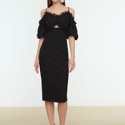 Trendyol Women Black Lace Incerts Sheath Dress-picture-47