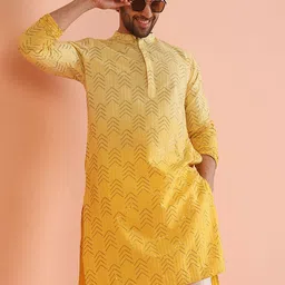 KISAH Men Paisley Embellished Mirror Work Kurta-picture-41