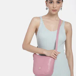 Baggit Animal Textured Structured Sling Bag image 2