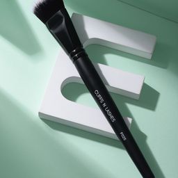 Cuffs N Lashes Big Bronzer & Contour Makeup Brush F025-79