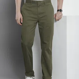 Tommy Hilfiger Men Solid Mid-Rise Chinos-image-36