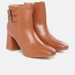 Roadster The Lifestyle Co. Women Stud Detailed Mid Top Boots-23