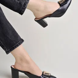 Shoetopia Girls Pointed Toe Block Heel Mules-71