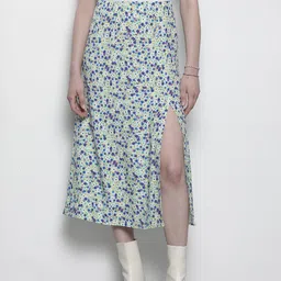 Urban Revivo Floral Print High-Slit Midi A-Line Skirt-picture-5