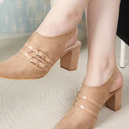 The Roadster Lifestyle Co Solid Women Block Heels-12
