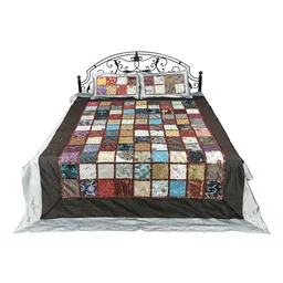 Exotic India Grey & White Geometric 300 TC King Bed Covers-image-57