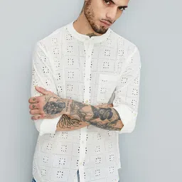 max Men Geometric Checked Thread Work Anarkali Kurta-4