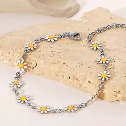 VAMA Silver-Plated Flower Link Bracelet-picture-23