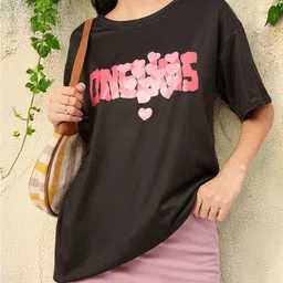 DressBerry Heartthrob Threads Printed Relaxed T-shirt-image-41