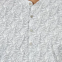 Authentics Men Checked Thread Work Pathani Kurta image 3