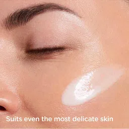 CLARINS Bright Plus Advanced Serum With Vitamin C - 50ml image 4