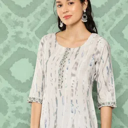Libas Abstract Printed Sequinned Kurta With Lace Detail image 3