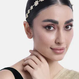 Peora Gold-Plated Kundan-Studded Sheeshphool Matha Patti-44