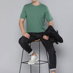 HERE&NOW Men Green Solid Pure Cotton T-shirt-image-69