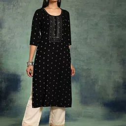 Libas Geometric Printed Thread Work Straight Kurta-14