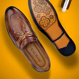 INVICTUS Men Textured Pointed Toe Formal Loafers-picture-15