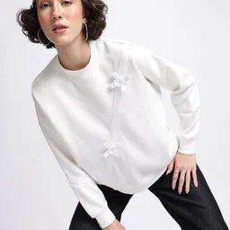 DressBerry Elevated Essentials Ribbon Trim Sweatshirt-picture-18