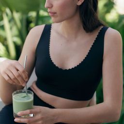 H&M Medium Support Sports Bra With Soft Move-image-1