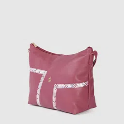 Baggit Red Solid Sling Bag image 3