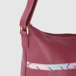 Baggit Red Solid Sling Bag image 2