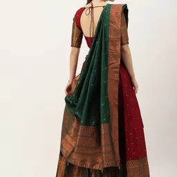 DIVASTRI Semi-Stitched Lehenga & Unstitched Blouse With Dupatta image 3