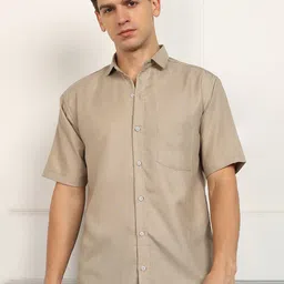 Mast & Harbour Men Solid Spread Collar Casual Shirt-image-71