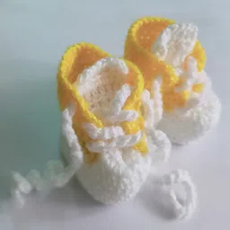 Knits & Knots Colour Blocked Handmade Booties With Laces - Yellow & White-picture-33