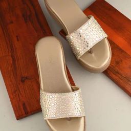 Clog London Women's Gold Thong Wedges-image-20