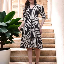 INUKA Women Floral Print Puff Sleeve A-Line Dress-image-55