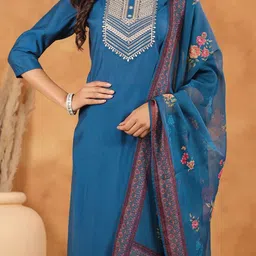 KALINI Ethnic Motifs Yoke Design Sequinned Kurta With Trousers & Dupatta image 3
