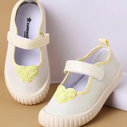 Cute Walk by Babyhug Velcro Closure Casual Shoes with Sequin Heart Applique - Yellow-picture-25