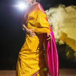 INDIOTSAV Ethnic Motif Woven Design Zari Banarasi Saree-image-22