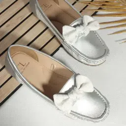 Carlton London Women's Silver Casual Loafers-picture-7