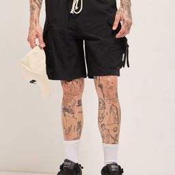 THE BEAR HOUSE Men Solid Mid-Rise Above Knee Length Outdoor Shorts-image-65