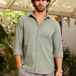 Campus Sutra Green Polycotton Regular Fit Solid Shirt-image-72