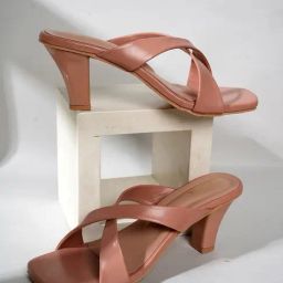 Mozafia Women's Peach Cross Strap Sandals-image-15