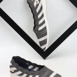 CL Sports by Carlton London Women's Grey Flat Ballets-image-90