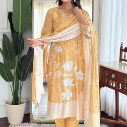 URMIR FASHION Women Floral Printed Regular Kurta with Trousers & With Dupatta-picture-22