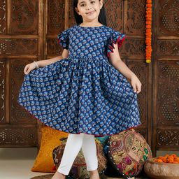 Vastramay Half Sleeves Jaipuri Flower Motif Printed Kurta & Leggings - Blue & White-image-21