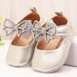 Babyoye Velcro Closure Solid Coloured Booties With Bow Applique - Silver-picture-23