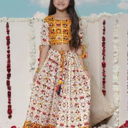 VASTRAMAY Girls Yellow & Cream Printed Lehenga Cholis-image-3