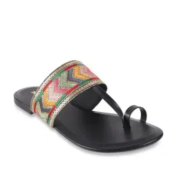 Mochi Women's Black Toe Ring Sandals-image-29