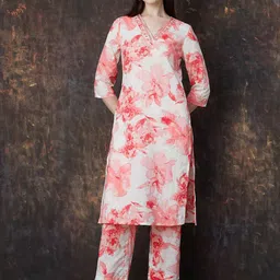 Melange by Lifestyle Women Floral Printed Cotton Kurta with Palazzo-picture-24