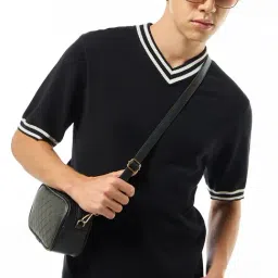 Bewakoof Jet Black Cotton Regular Fit Self Pattern T-Shirt-picture-22
