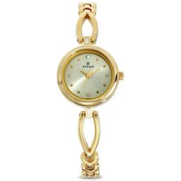 Titan 2601YM02 Karishma Analog Watch for Women-image-82